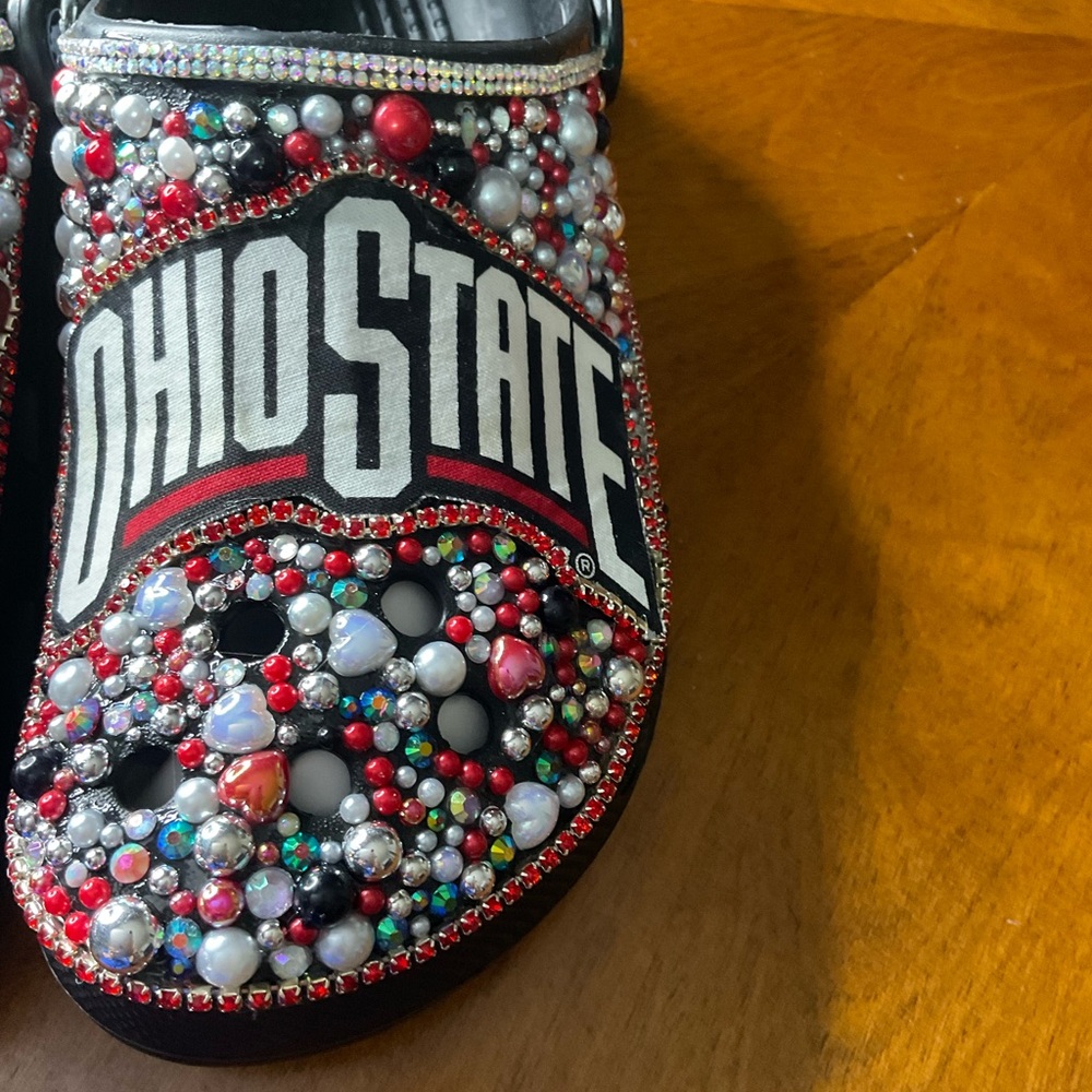 Custom crocs - Picture 2 of 4